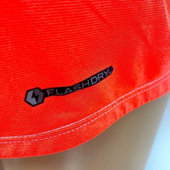 NWT The North Face Flash Dry White/Neon Pink Top Size M - Picture 5 of 9